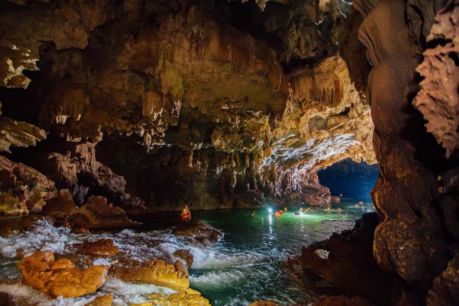 Tu Lan Caves