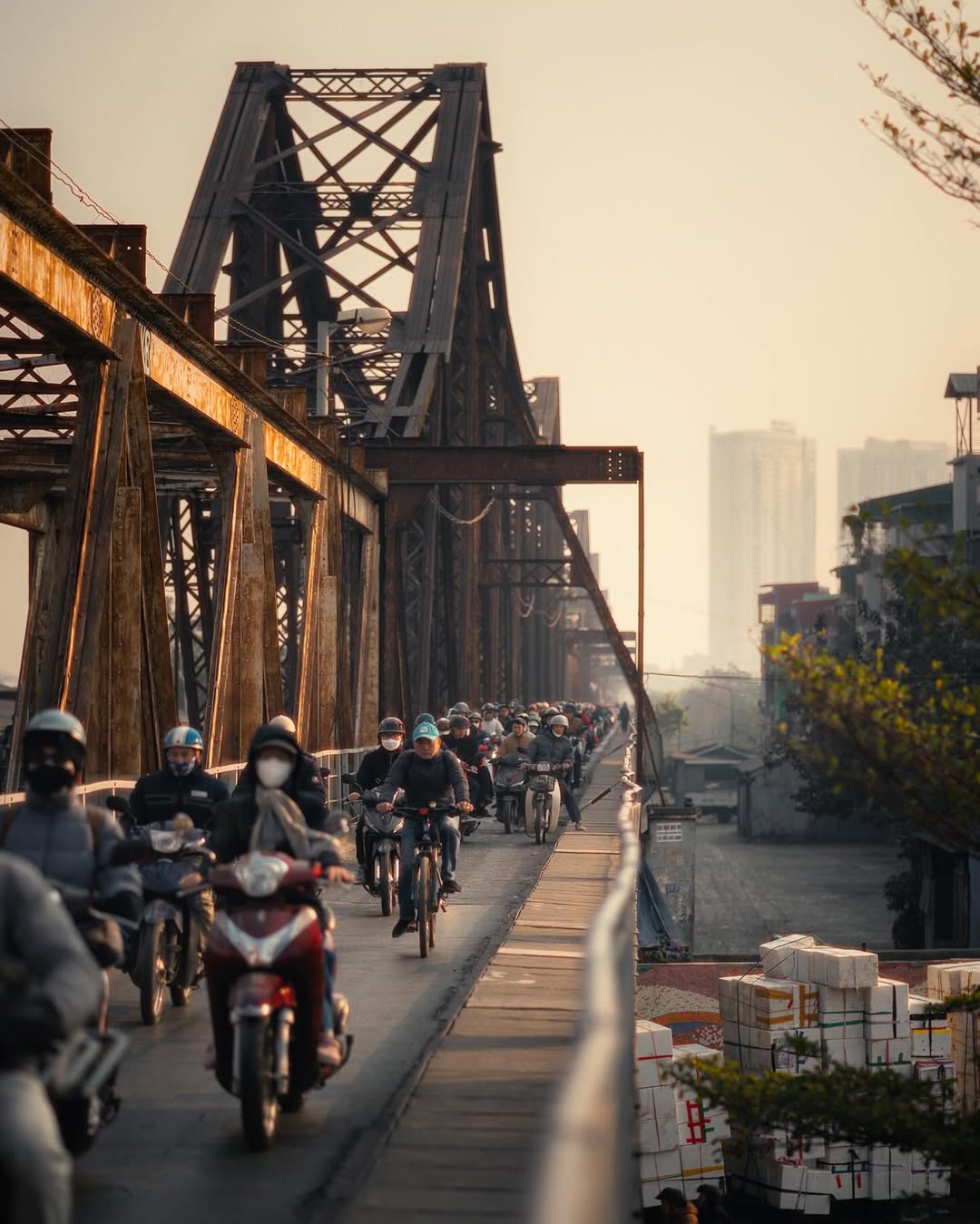 you can travel from Hanoi to Hoian by motorbike