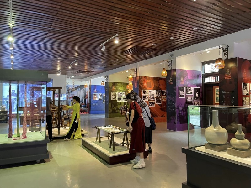 Discover Traditional Hanoi Street Life in Hanoi museum