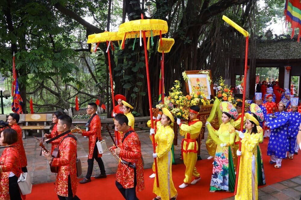 Attend The Quan Thanh Temple Festival