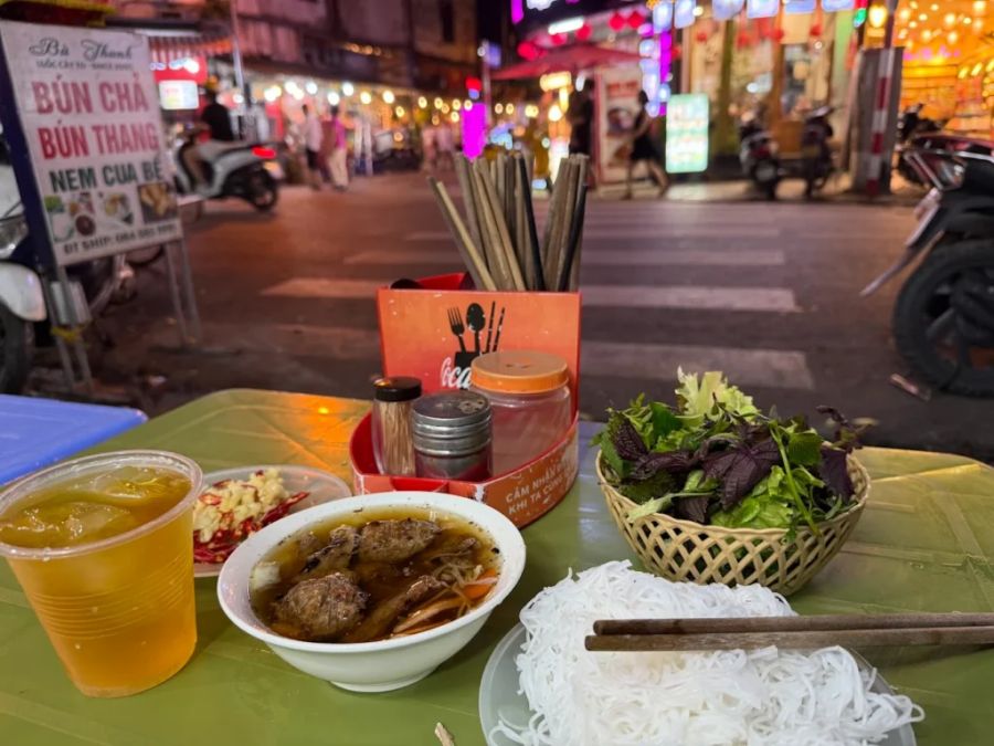 Bun Cha Hoan Kiem Lake