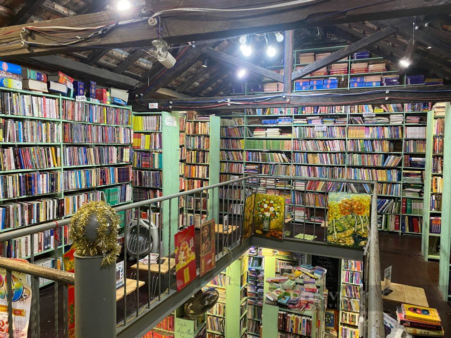 Discover The Beauty Of Dinh Le Book Street