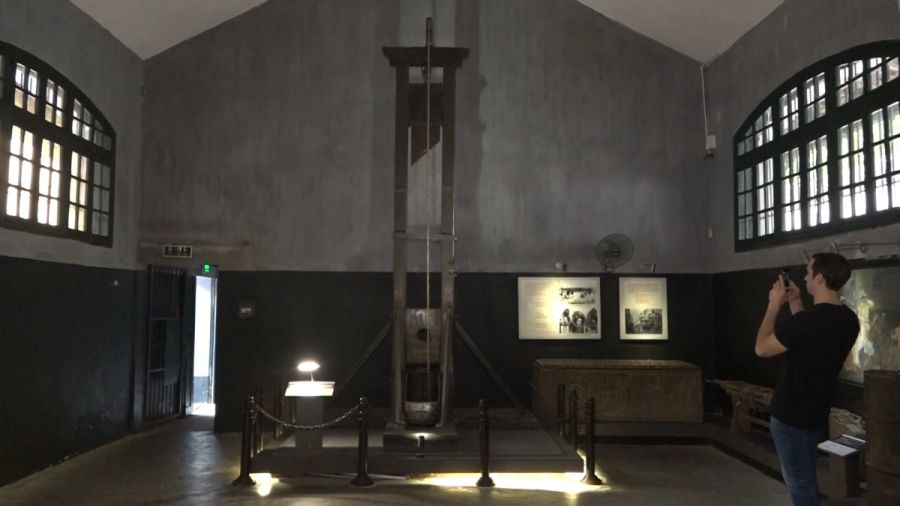 Guillotine Room