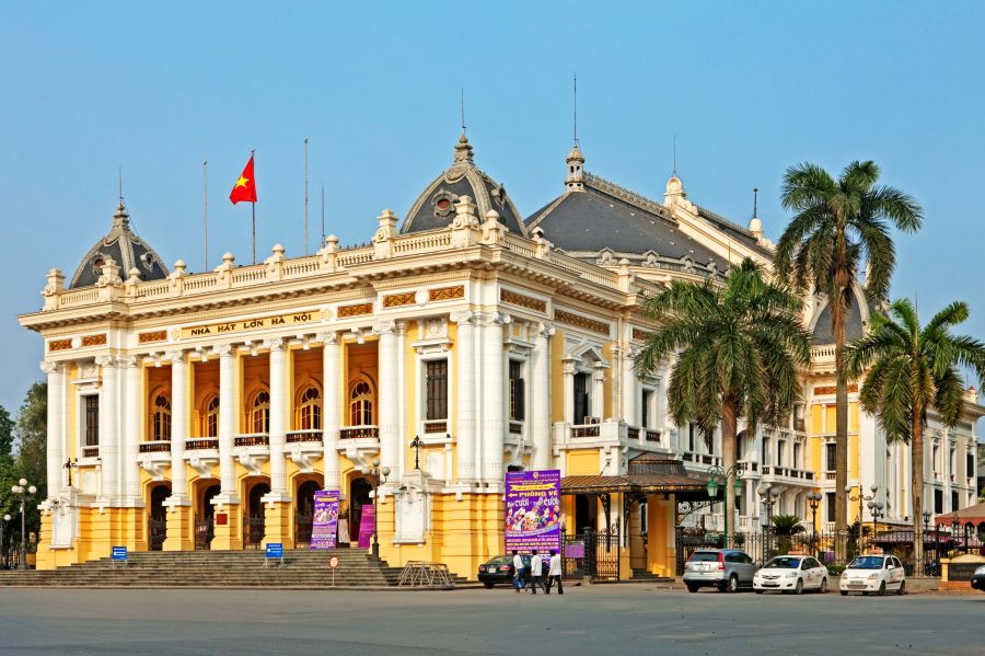 overview of Hanoi Opera House