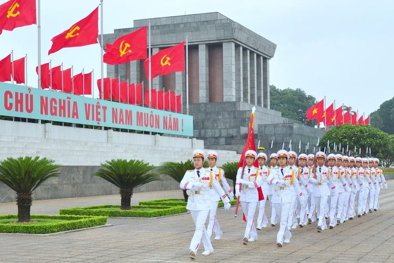 parade at the Ho Chi Minh mausoleum
