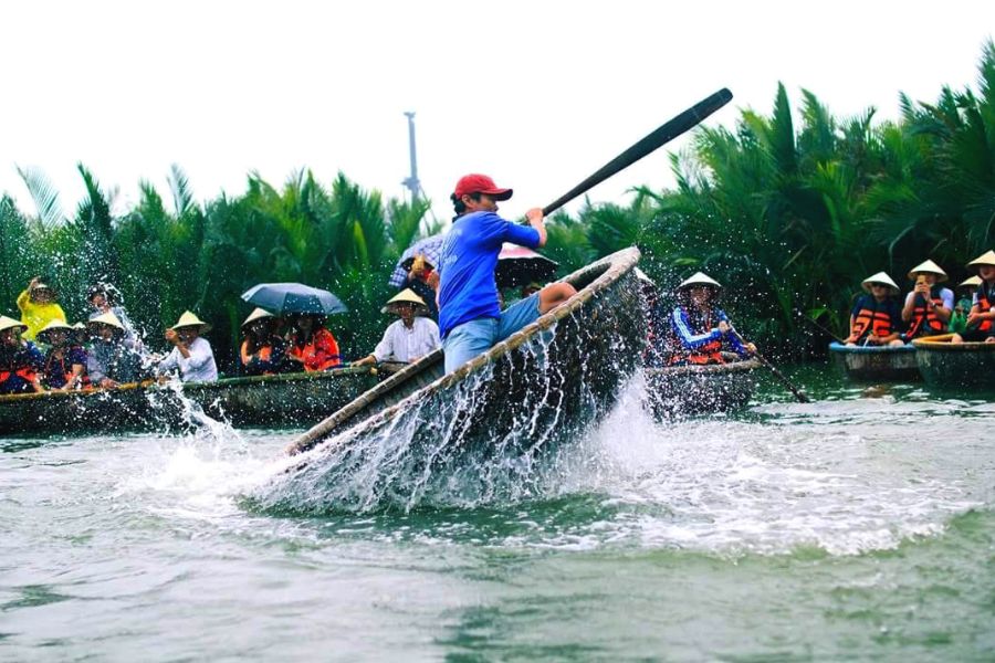 Basket Boat Dance in Cam Thanh Coconut Village