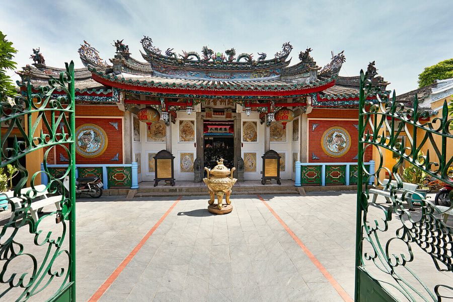 Chaozhou Assembly Hall in hoi an