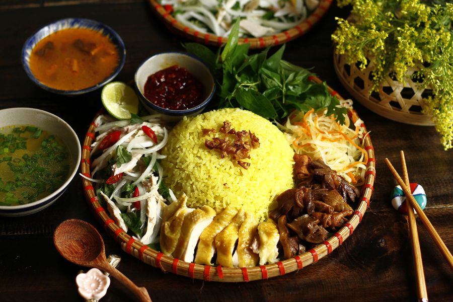 Com ga Hoi An is a fragrant chicken rice dish