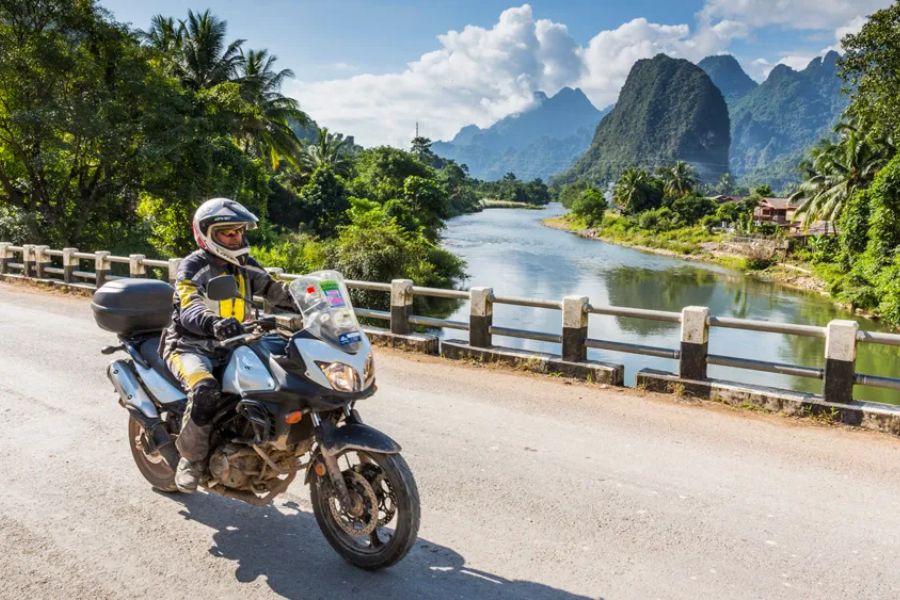 Da Nang to Hoi an by motorbike (3)