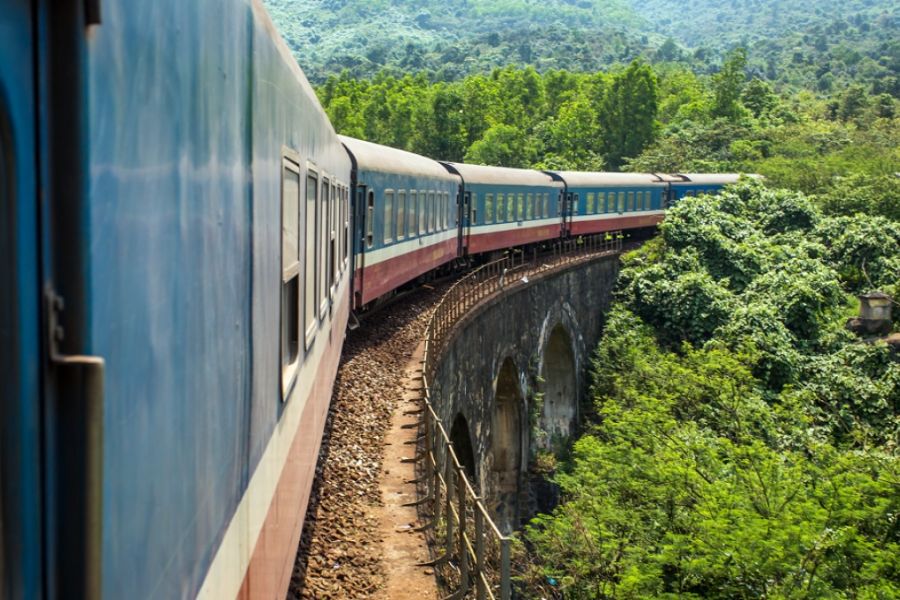 Da Nang to Ninh Binh by train