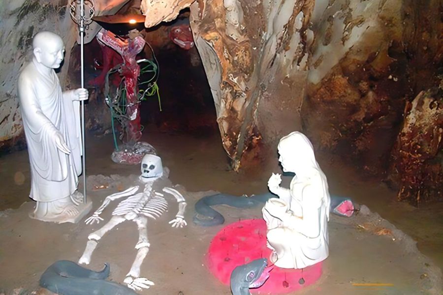 Discover The 18 Levels Of Hel in Am Phu Cave