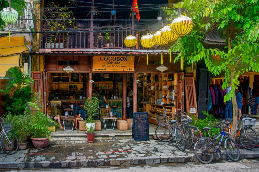Dreamy Coffee Shops in hoi an