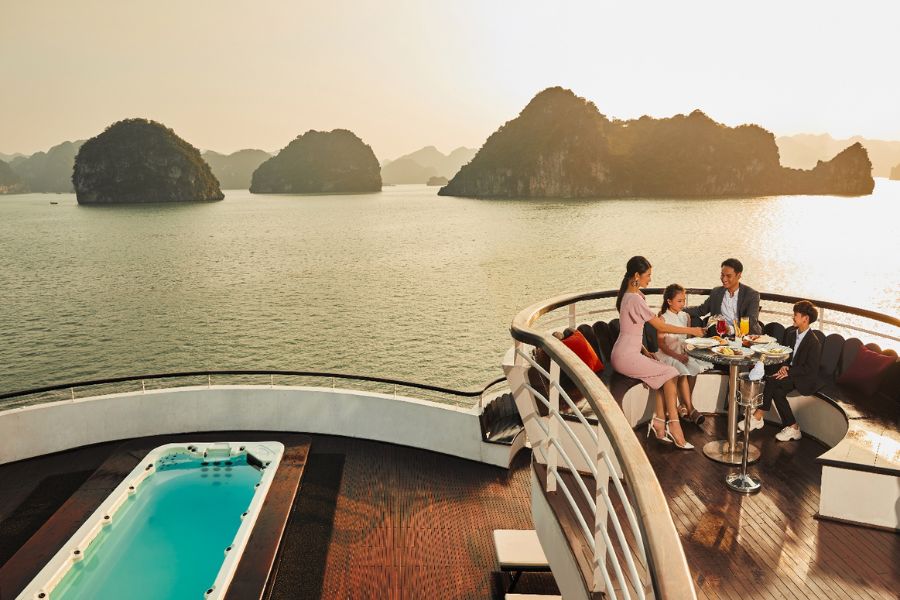 Enjoy A Private Balcony Dining Experience in halong bay