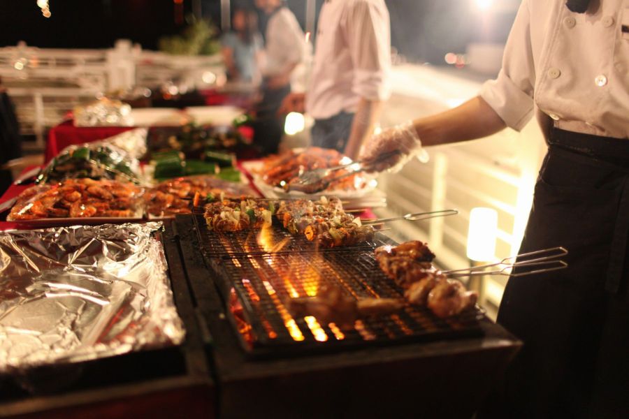 Enjoy Hot Seafood BBQ On A Cruise
