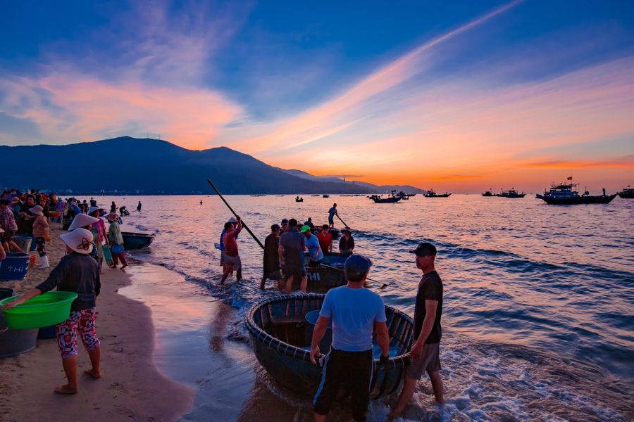 Fishing With The Fishermen at man thai beach