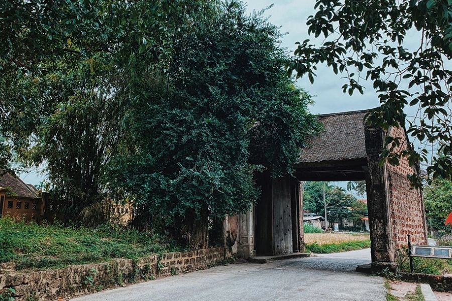 Mong Phu Gate, Duong Lam Ancient Village in Hanoi