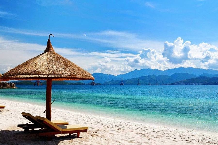 Pham Van Dong Beach is a quiet, less crowded part 