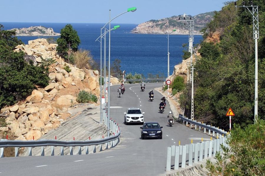 Pham Van Dong Beach is one of the easiest beaches to access