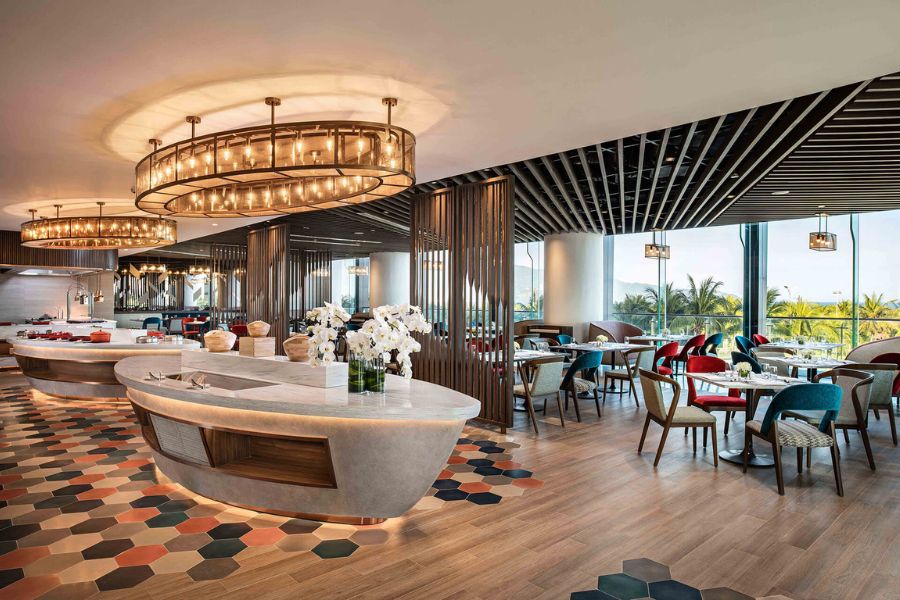 Radisson Da Nang Hotel eating area