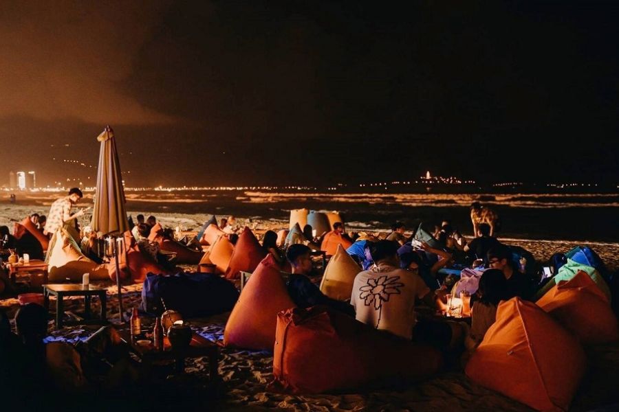 Relax On My Khe Beach At Night