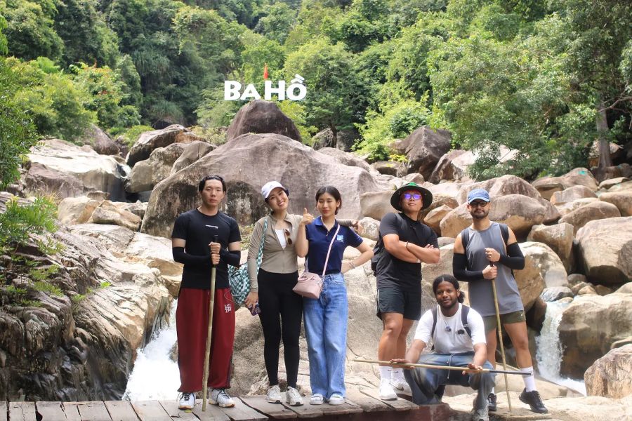 Take Beautiful Check-In Pictures at Ba Ho Waterfall