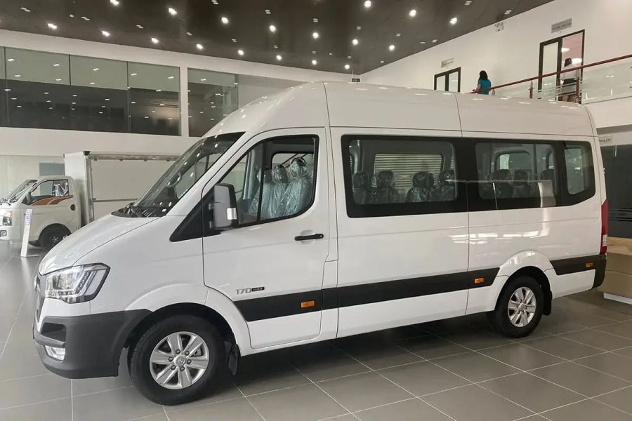 Da Lat to Ho Chi Minh City by minivan