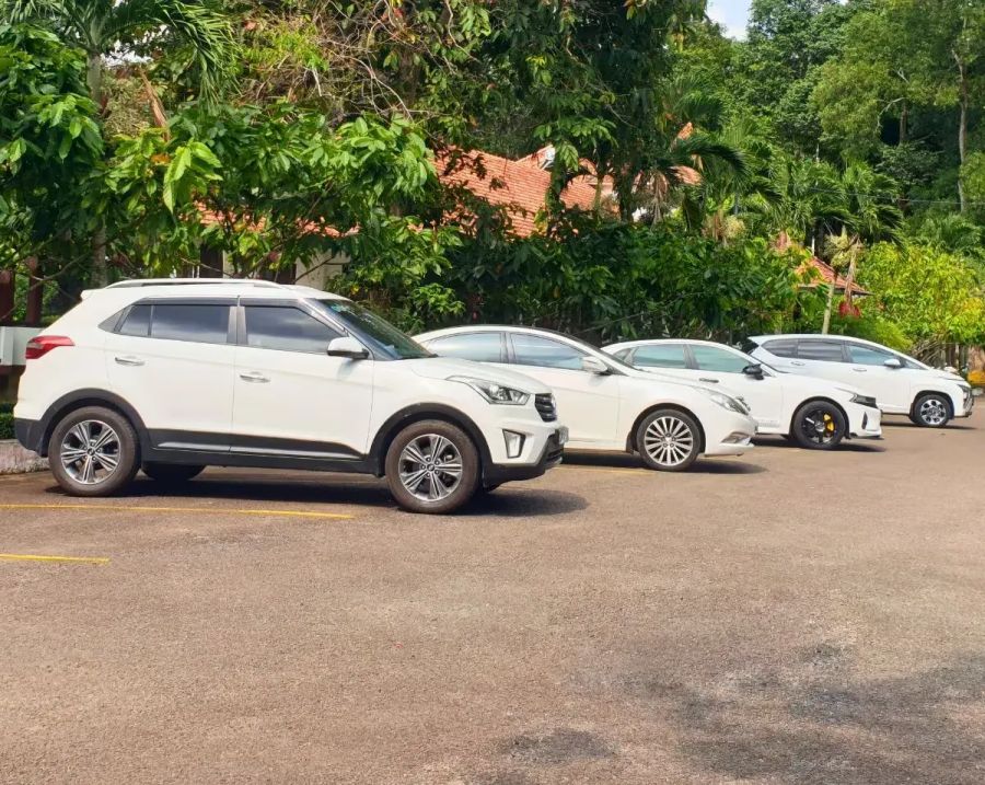 Ho Chi Minh City to Halong Bay by private car