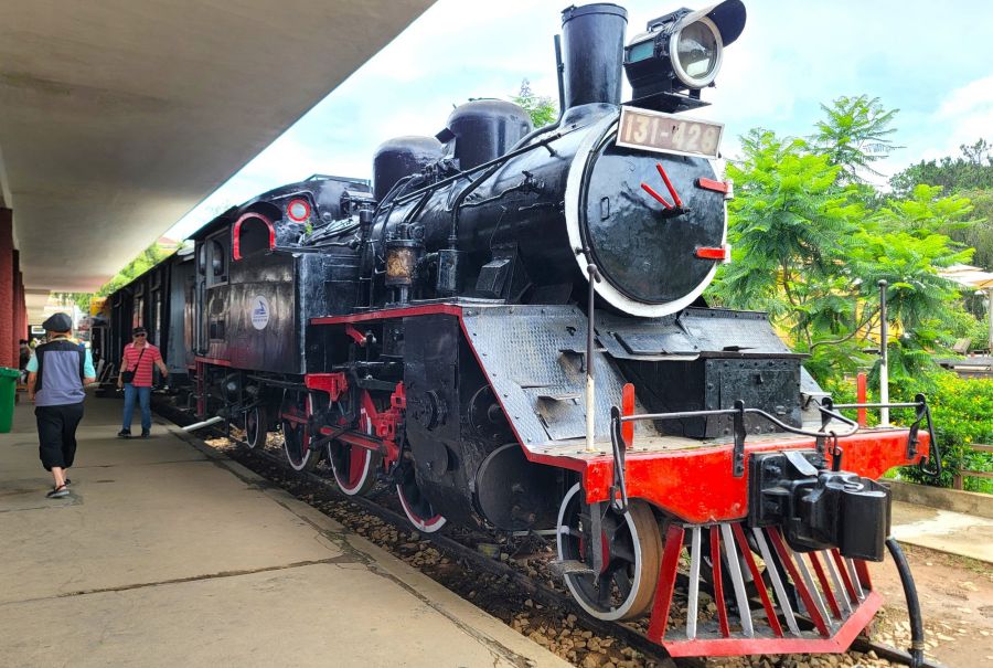 The Steam Locomotive