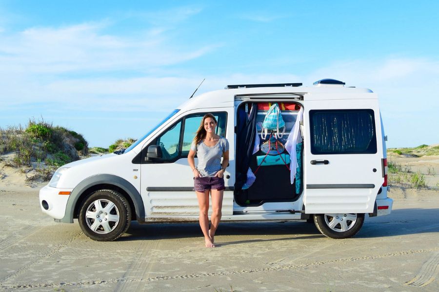 Travel From Hue To Da Lat by Minivan