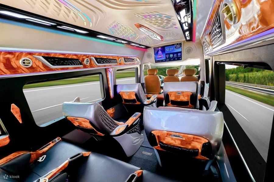 Travel From Hue To Ho Chi Minh by minivan