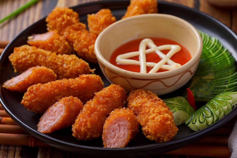 Try Local Night Food At Street Vendors