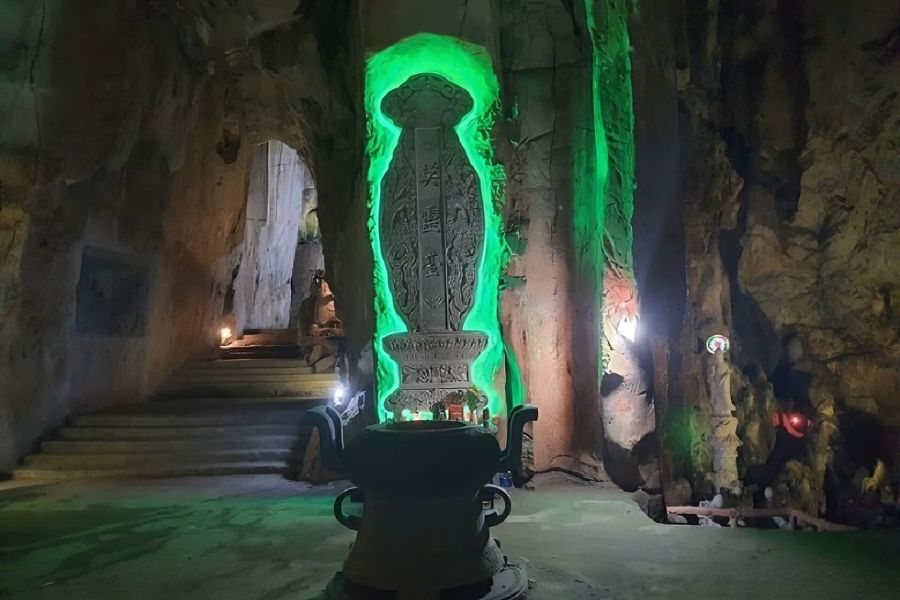 Unique Structure Of Am Phu Cave