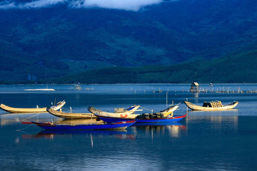 Visit The Beautiful Lap An Lagoon