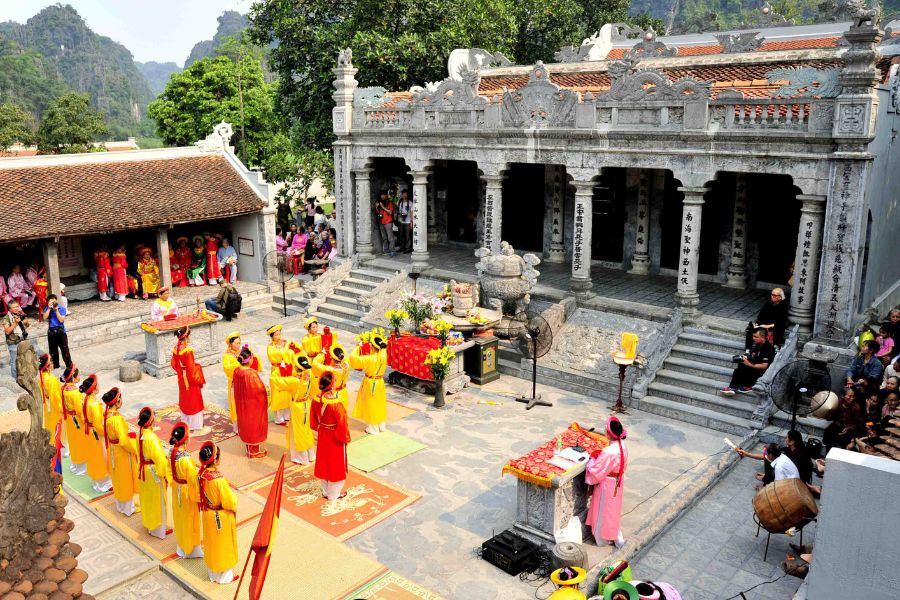 a festival in Thai Vi Temple