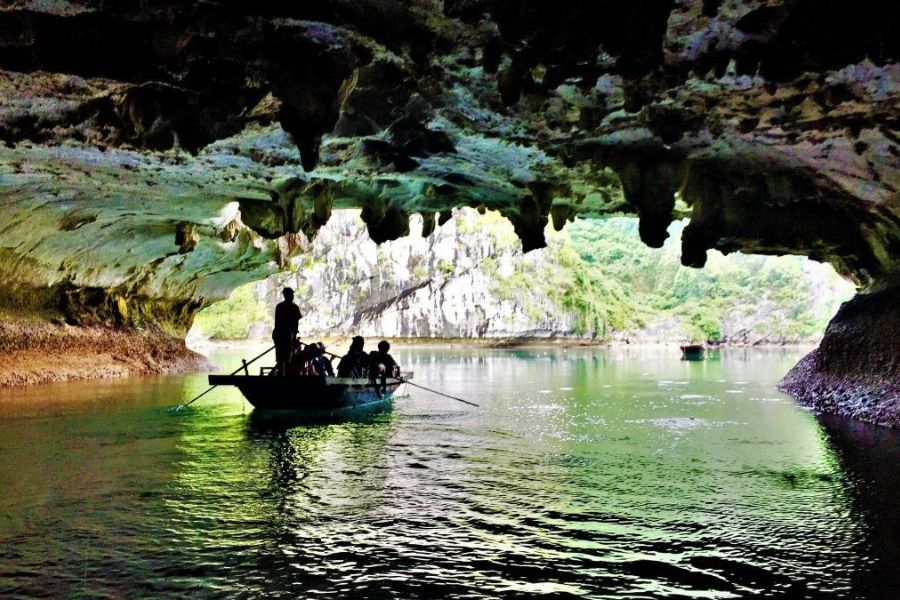 explore Dark and Bright Cave in halong bay