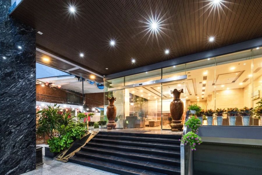 greenery Hotel is a fascinating mid-range choice in Da Nang