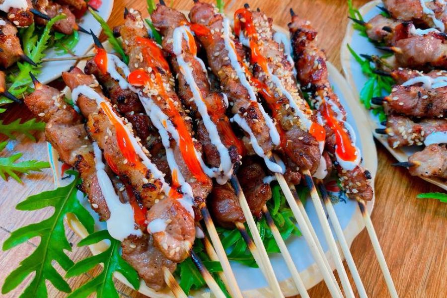 grilled meat skewers in Ninh Binh