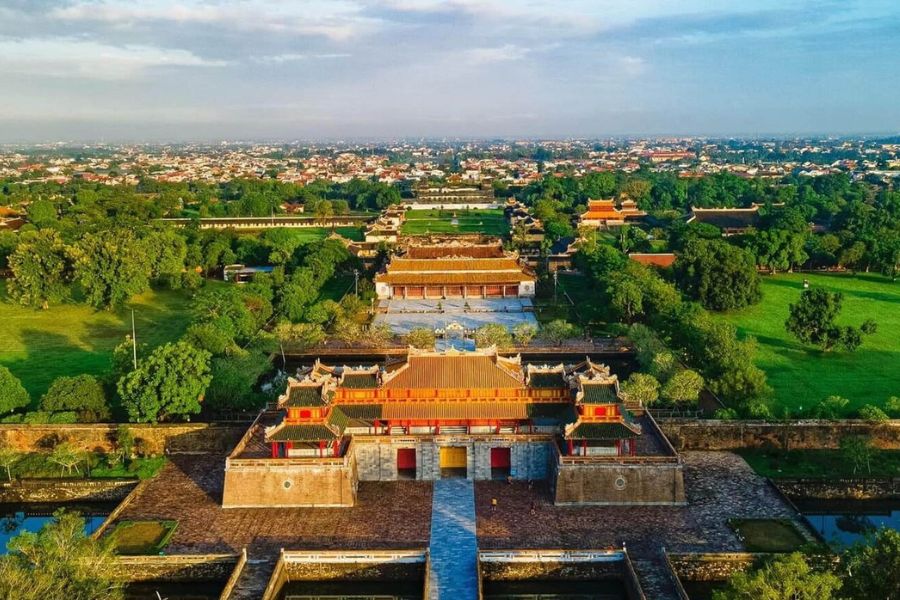 overview of hue old capital