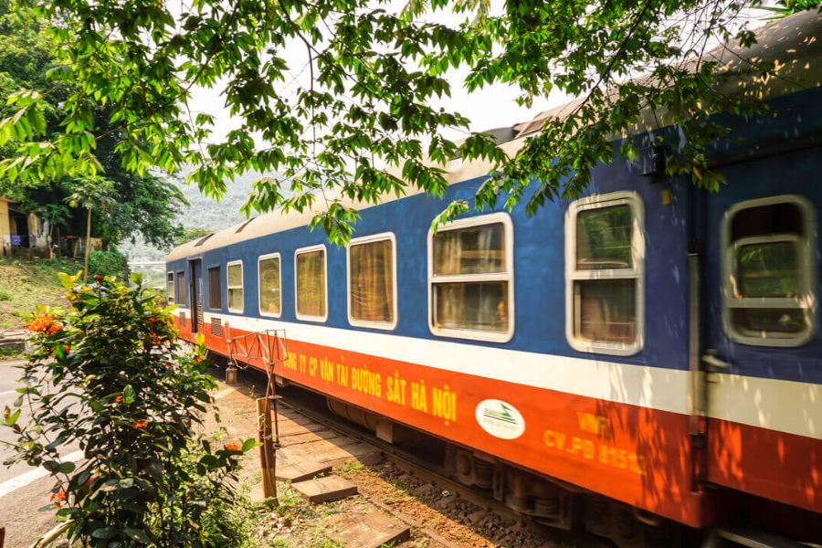 travel from hoi an to phong nha by train