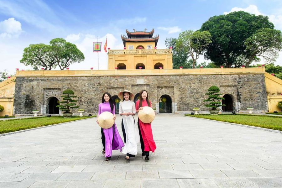 visit The Imperial Citadel Of Thang Long