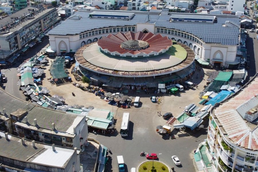 Dam Market in nha trang