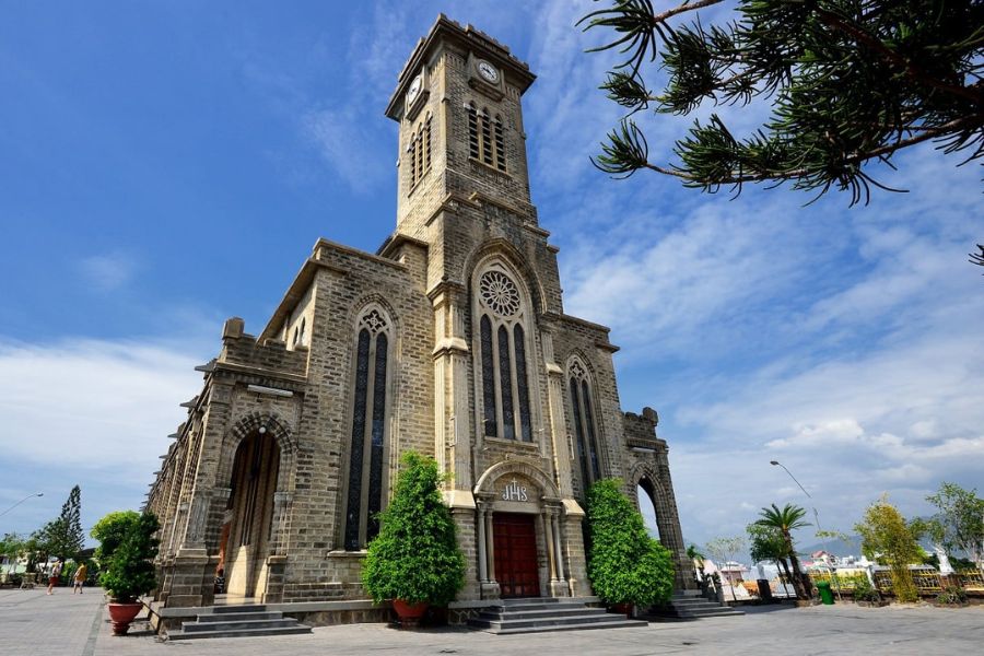 Explore Nha Trang Cathedral
