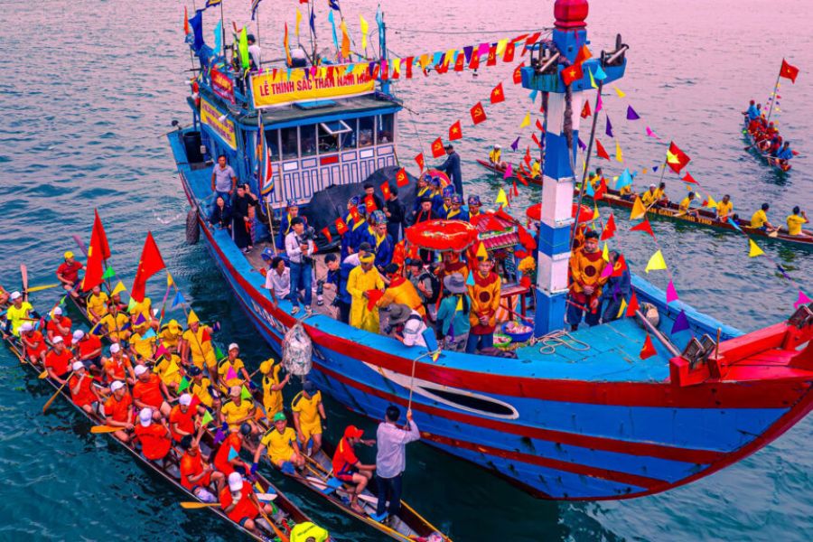 Explore The Traditional Whale Festival