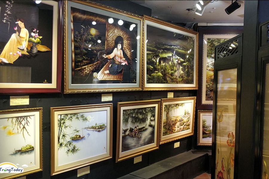 Hand Embroidery and Brocade in nha trang