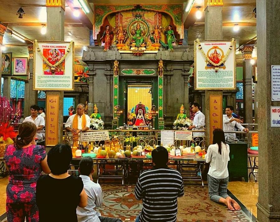 Admire Traditional Festivals And Appreciate The Temple's Architecture