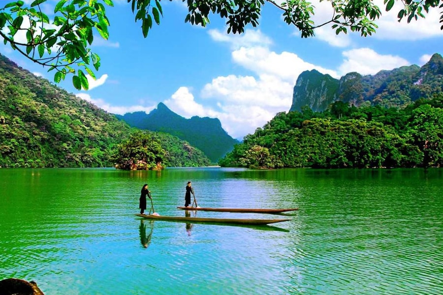 Ba Be Lake in Bac can