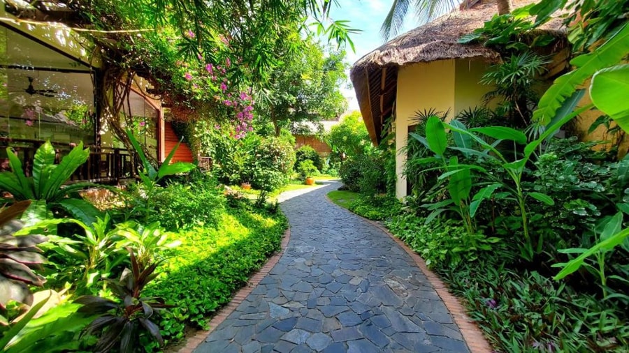 Bamboo Village Beach Resort & Spa (4 ★)