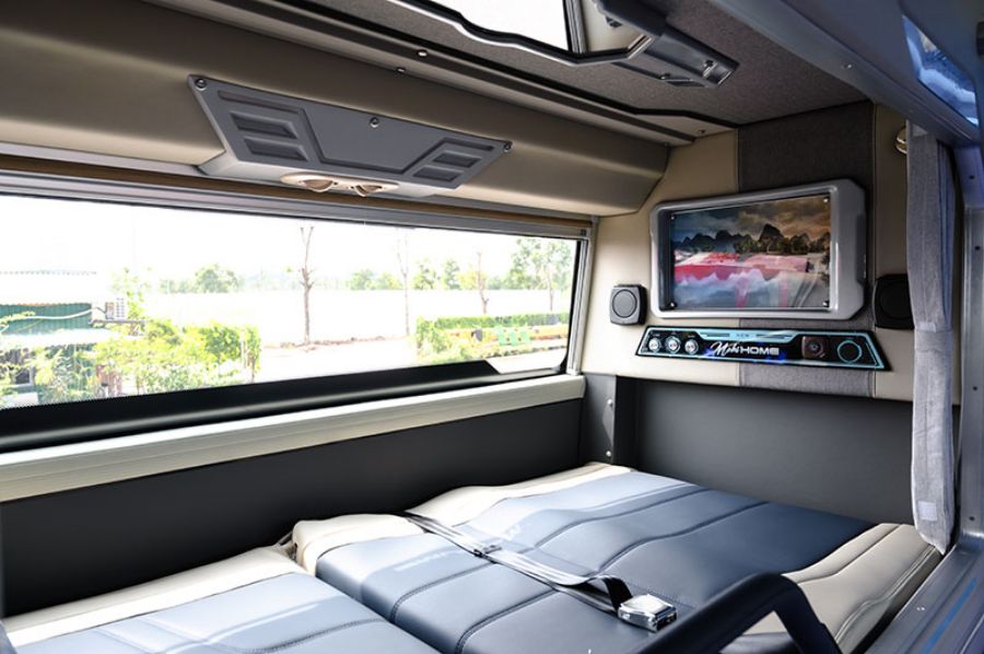 Hue To Ninh Binh by bus