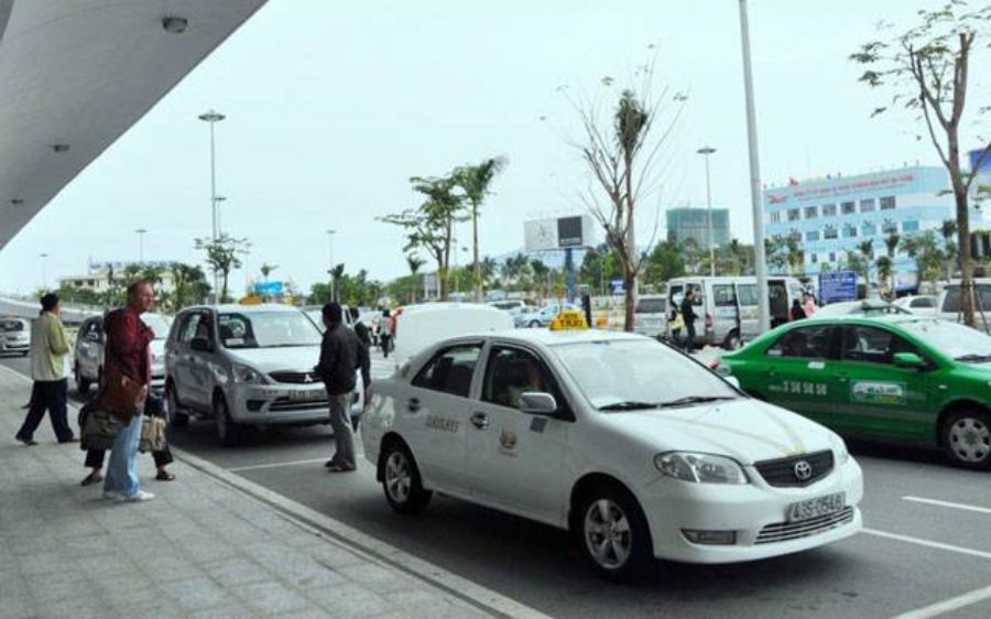 Hoi An to Da Nang by taxi