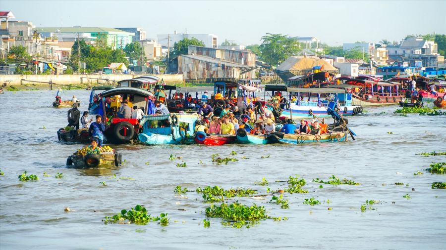 Cai Rang Floating Market 2